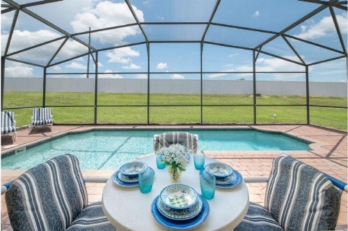 Three-Bedroom Pool Home Kissimmee image 11